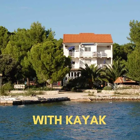In Veli Rat/insel Dugi Otok 7751 Appartamento Veli Rat