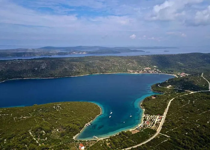 In - Insel Dugi Otok 7751 * Veli Rat