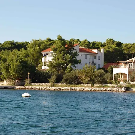 Апартаменты In - Insel Dugi Otok 7751 *